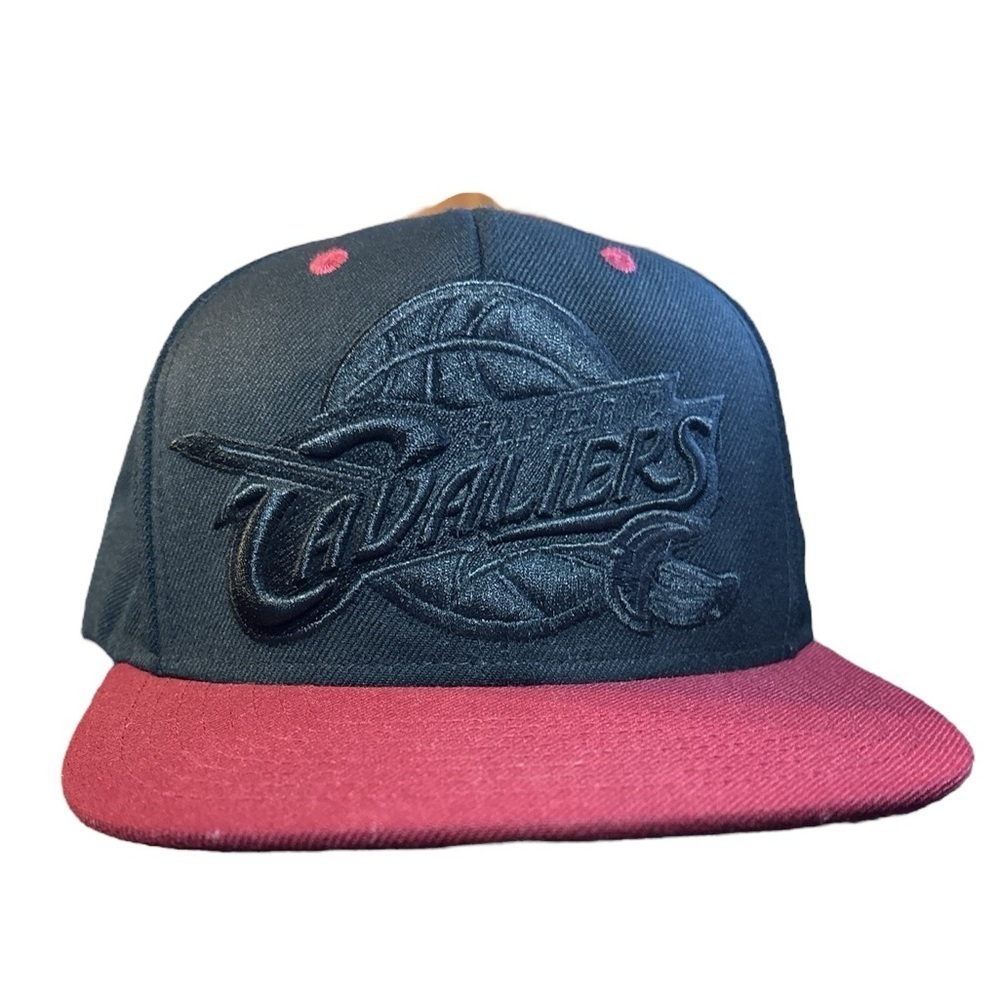 Mitchell and Ness Cleveland Cavaliers Big Logo Black‎ and Red